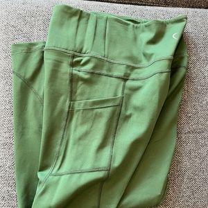 Zyia Pine Pocket Light n Tight Hi-rise 7/8 - Size 4